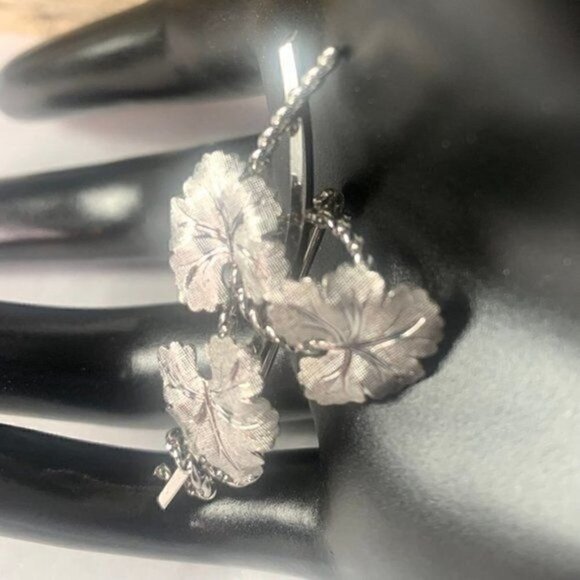 VINTAGE 40s V.D. VAN DELL Sterling Leaf Brooch - Picture 4 of 6